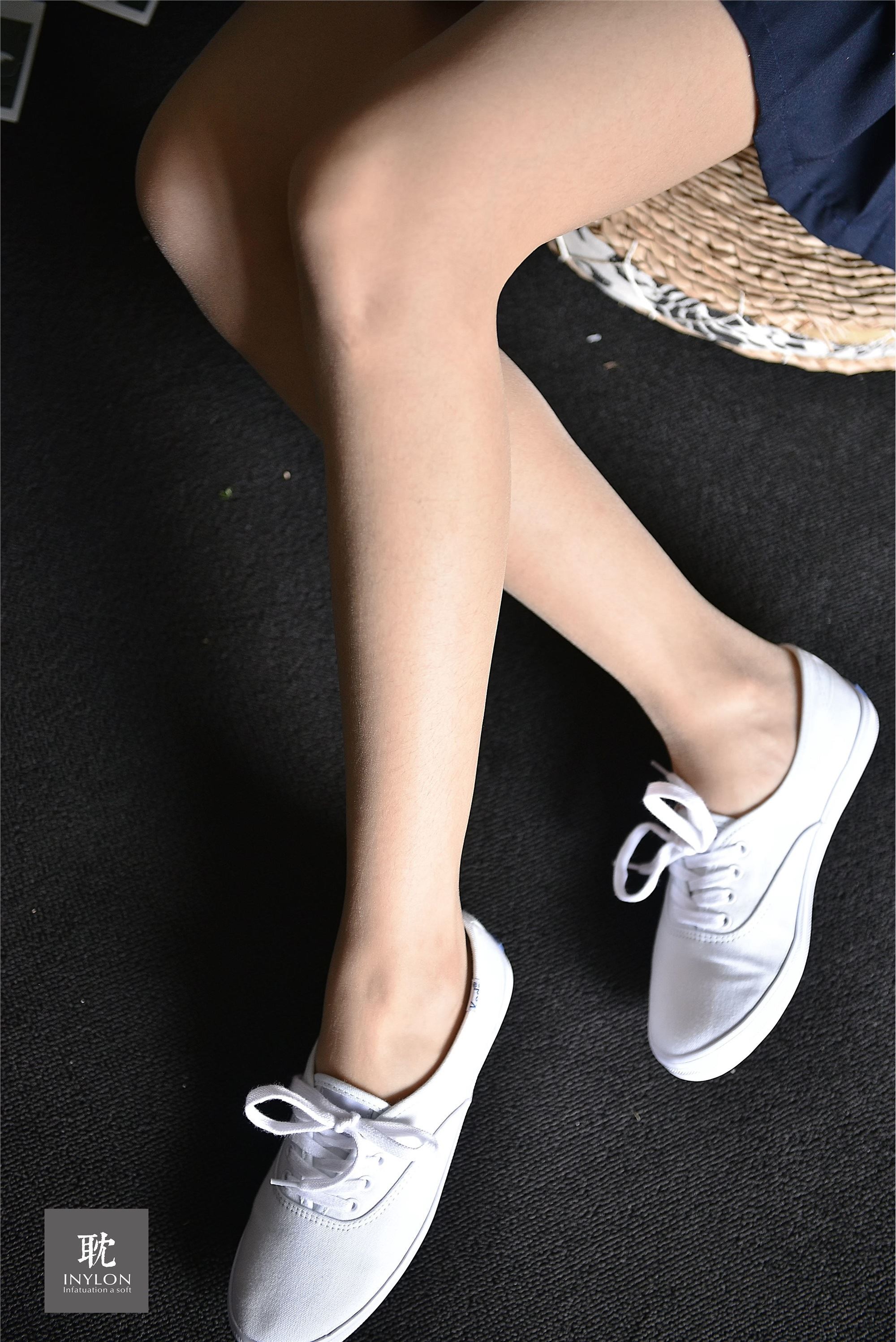 IESS异思趣向《普惠集240》- 模特：幸子《另类原光高反差运动丝》